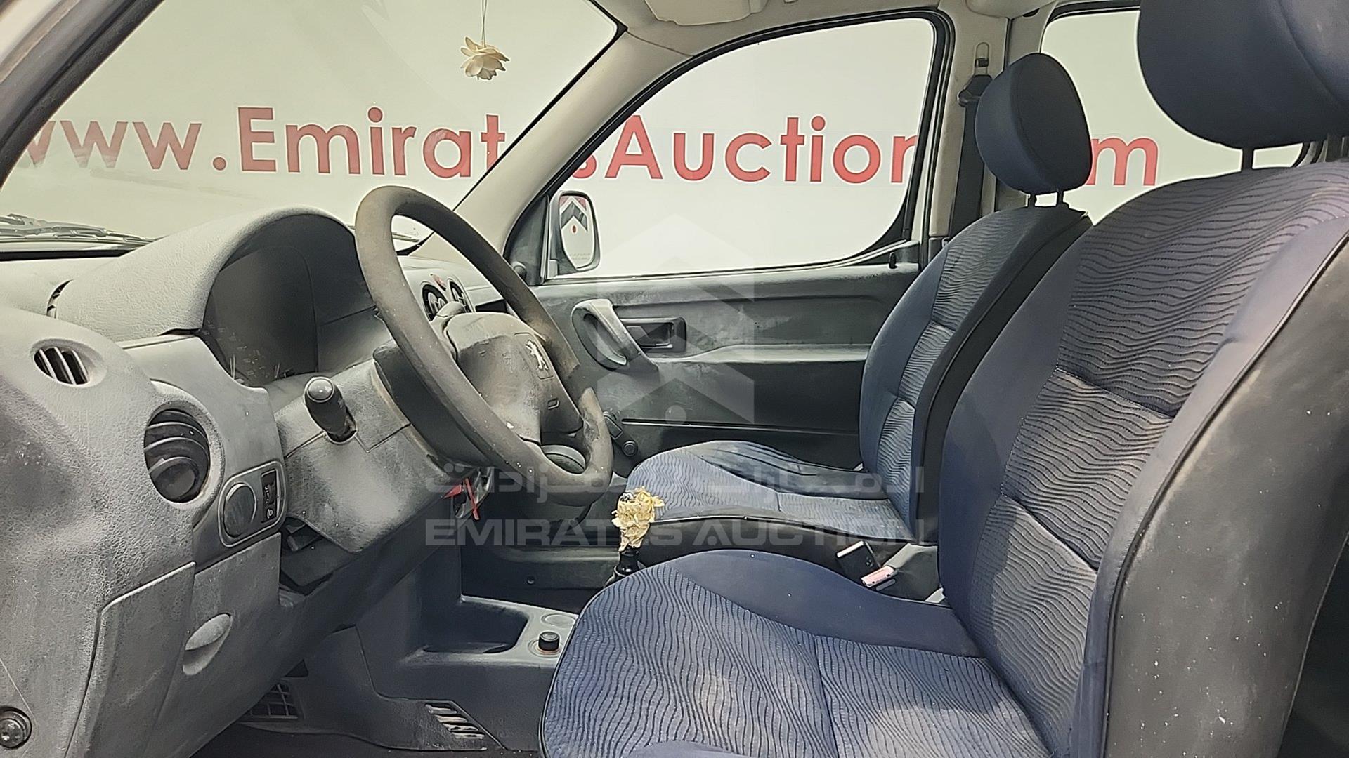 2013 PEUGEOT PARTNER VIN: VF3GJKFW7DX500775