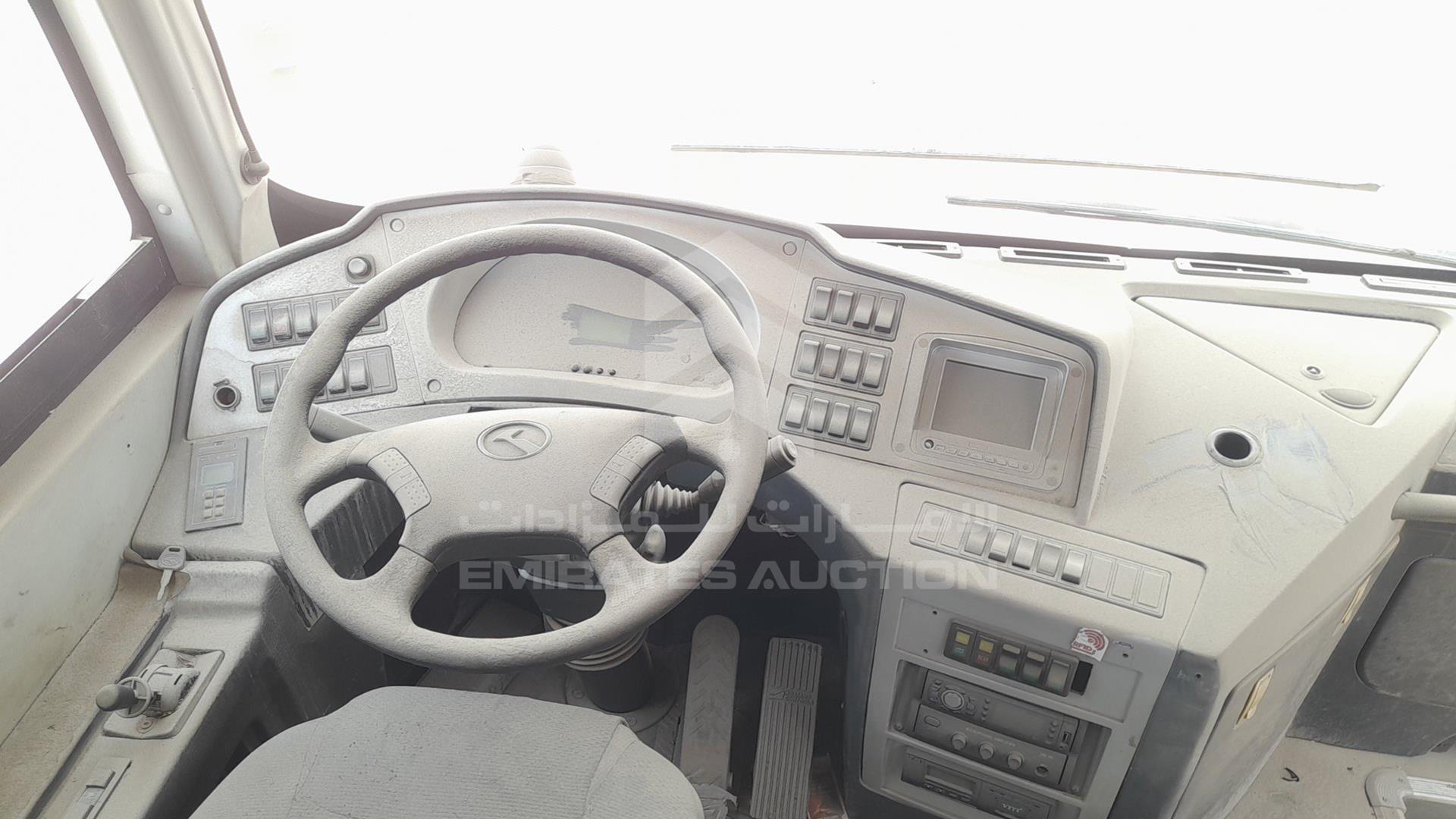 2015 KING LONG BUS VIN: LA6A1KBM6FB400225