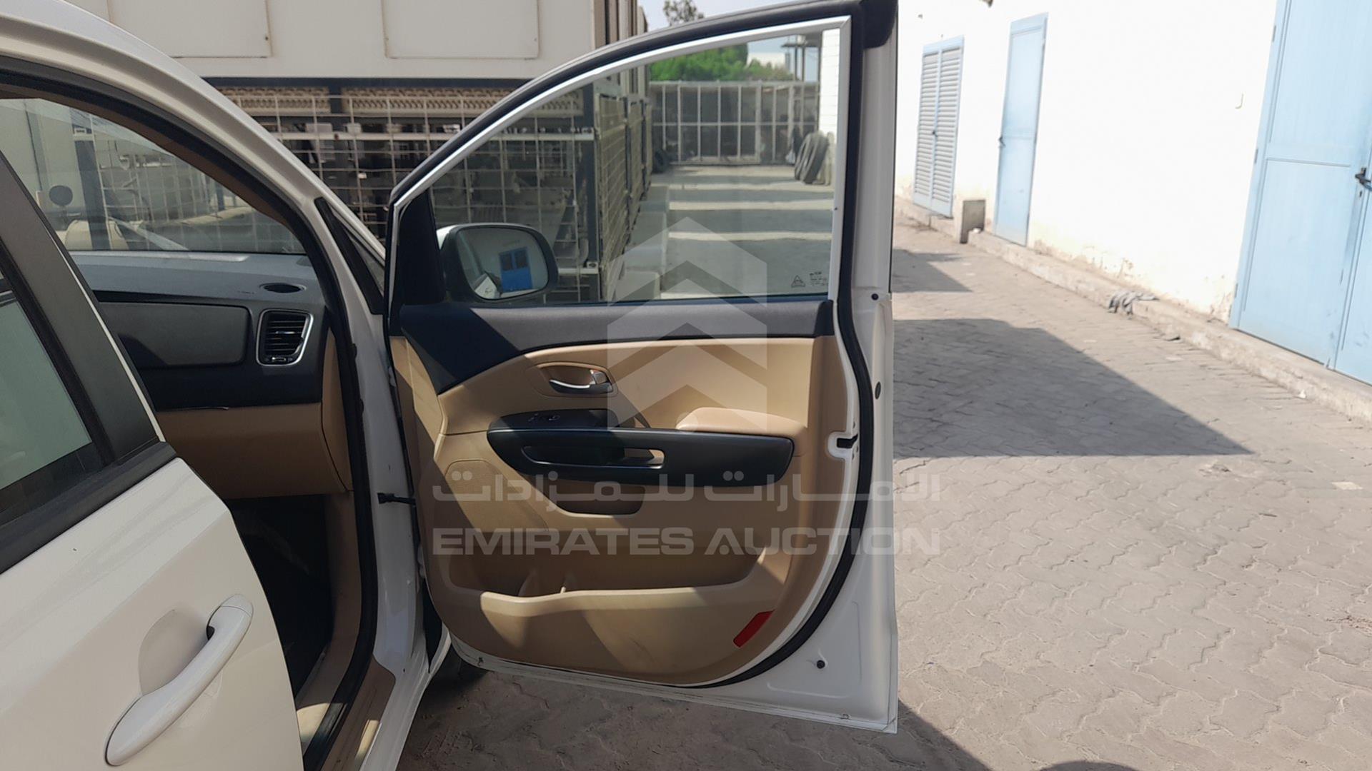2020 KIA CARNIVAL VIN: KNAMB8126L6645485