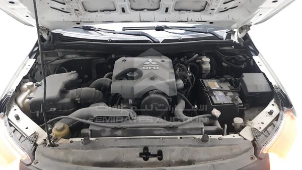 MMBJNKJ30GH045283 Mitsubishi L 200
