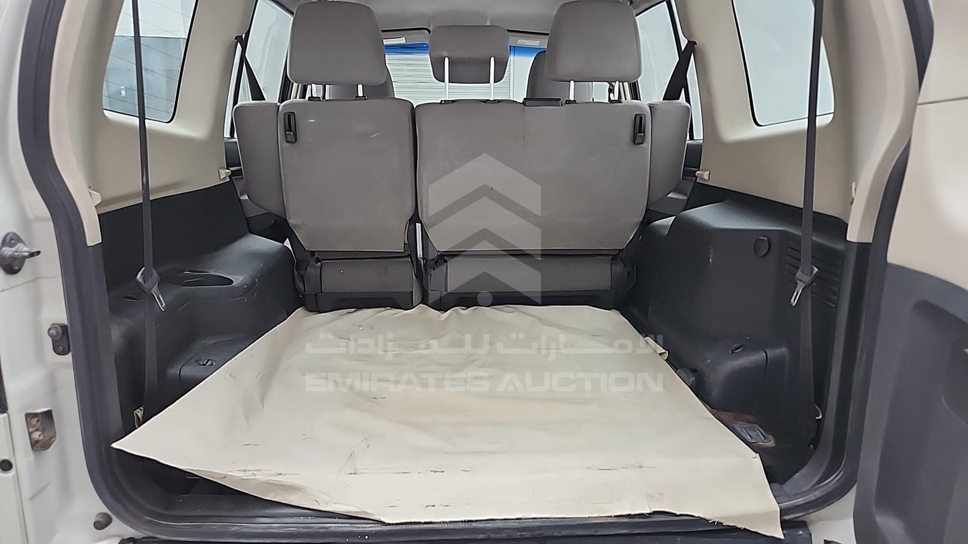2014 MITSUBISHI PAJERO VIN: JMYLRV95WEJ717770