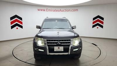 2015 Mitsubishi Pajero