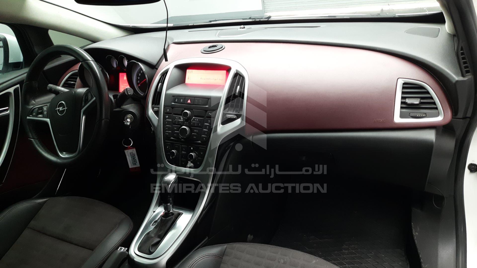 2013 OPEL ASTRA VIN: W0LPF2EZ1DG124824
