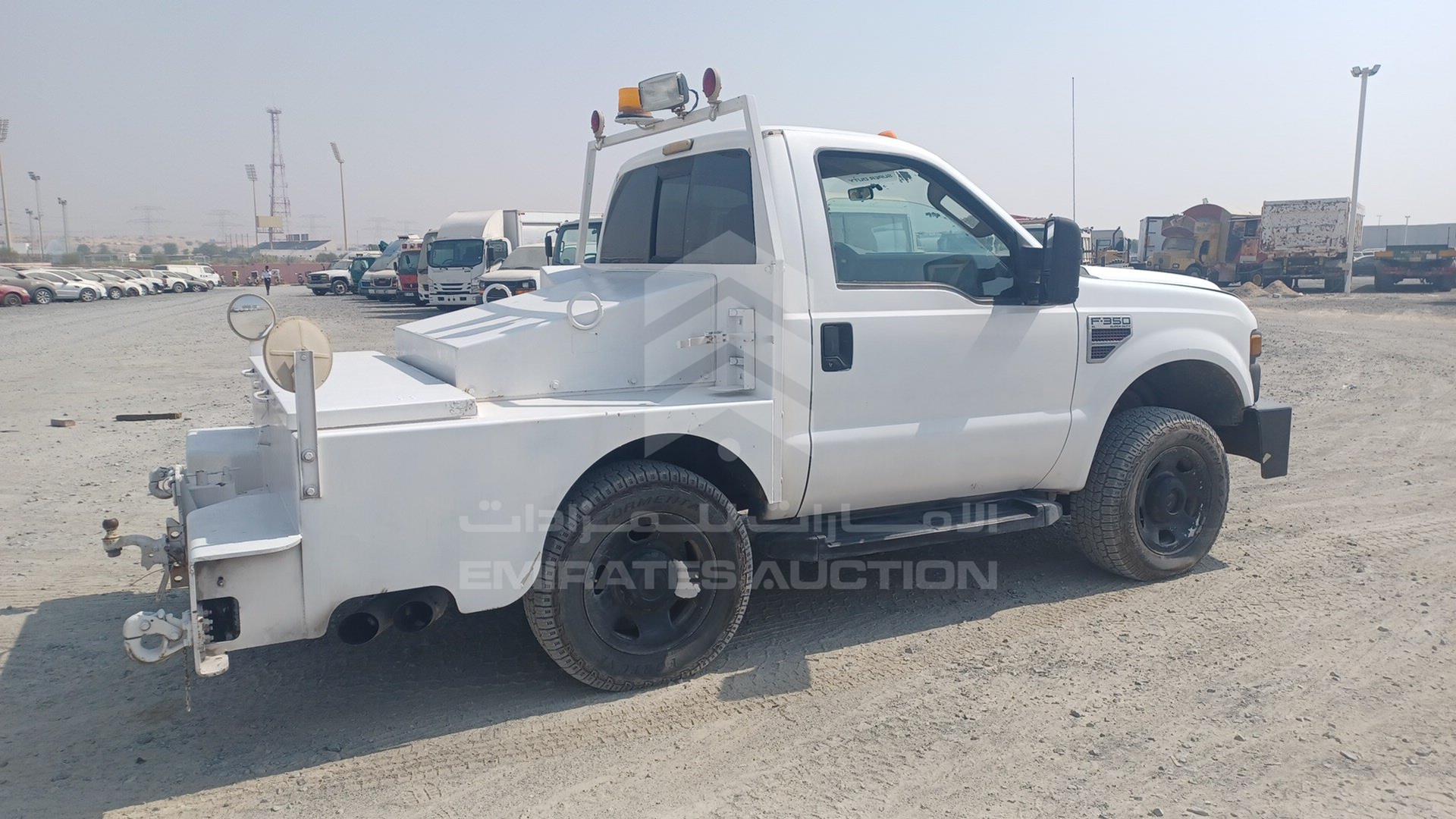 2008 FORD F 350 VIN: 1FDWF35R48EA80415
