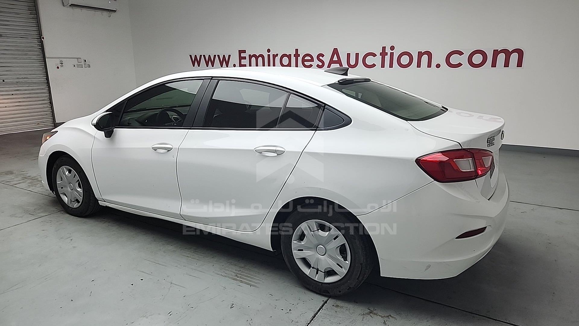 2017 CHEVROLET CRUZE VIN: 1G1BC5SM6H7107949