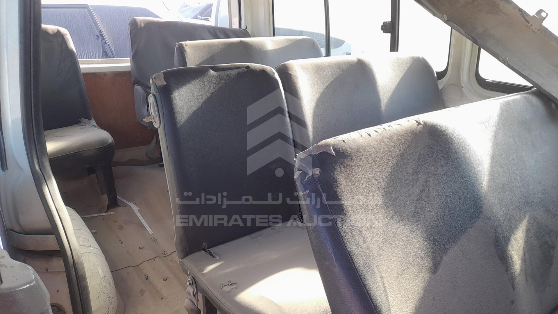 2009 TOYOTA HIACE VIN: JTGJX02P195008265