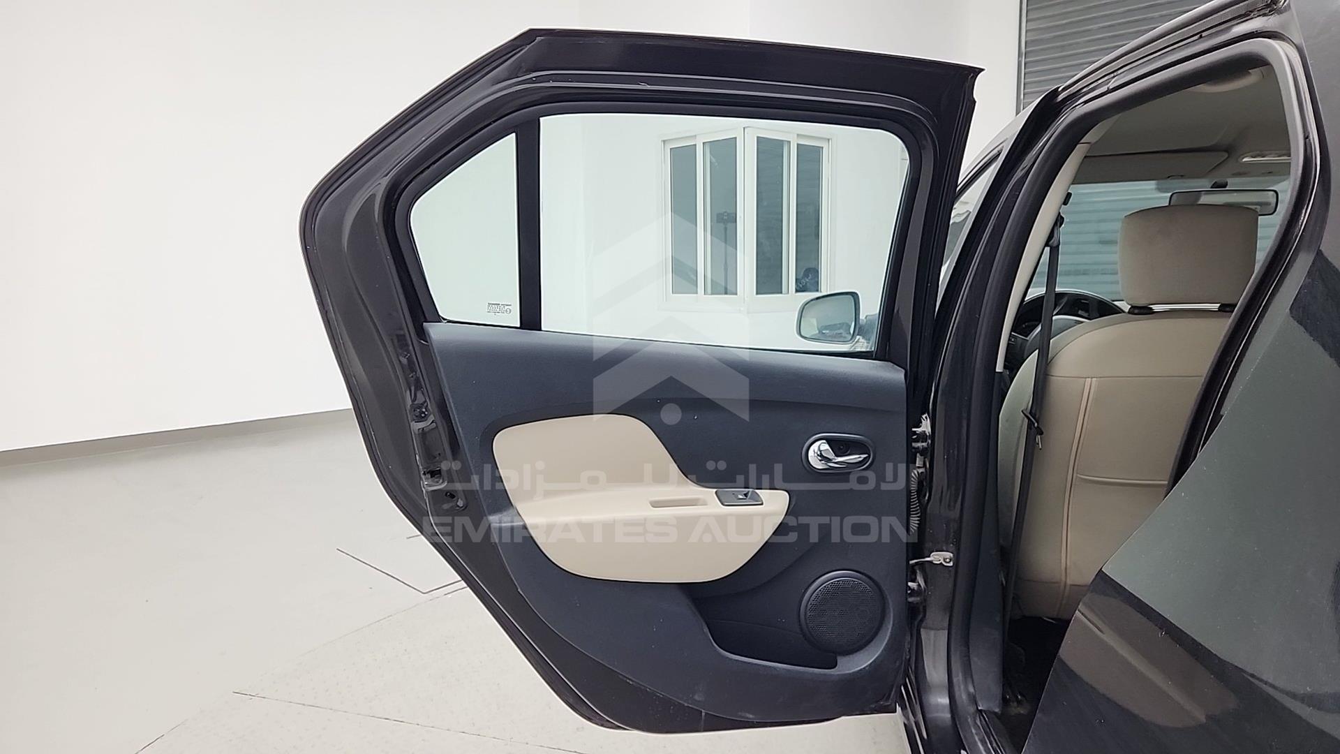 2017 RENAULT SYMBOL VIN: VF14SRAB4HT518704