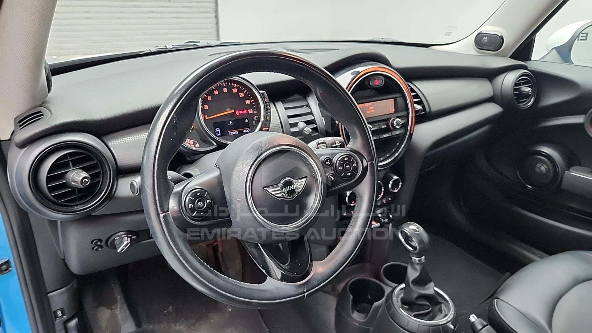 2015 MINI COOPER VIN: WMMXM5C51F3A56219