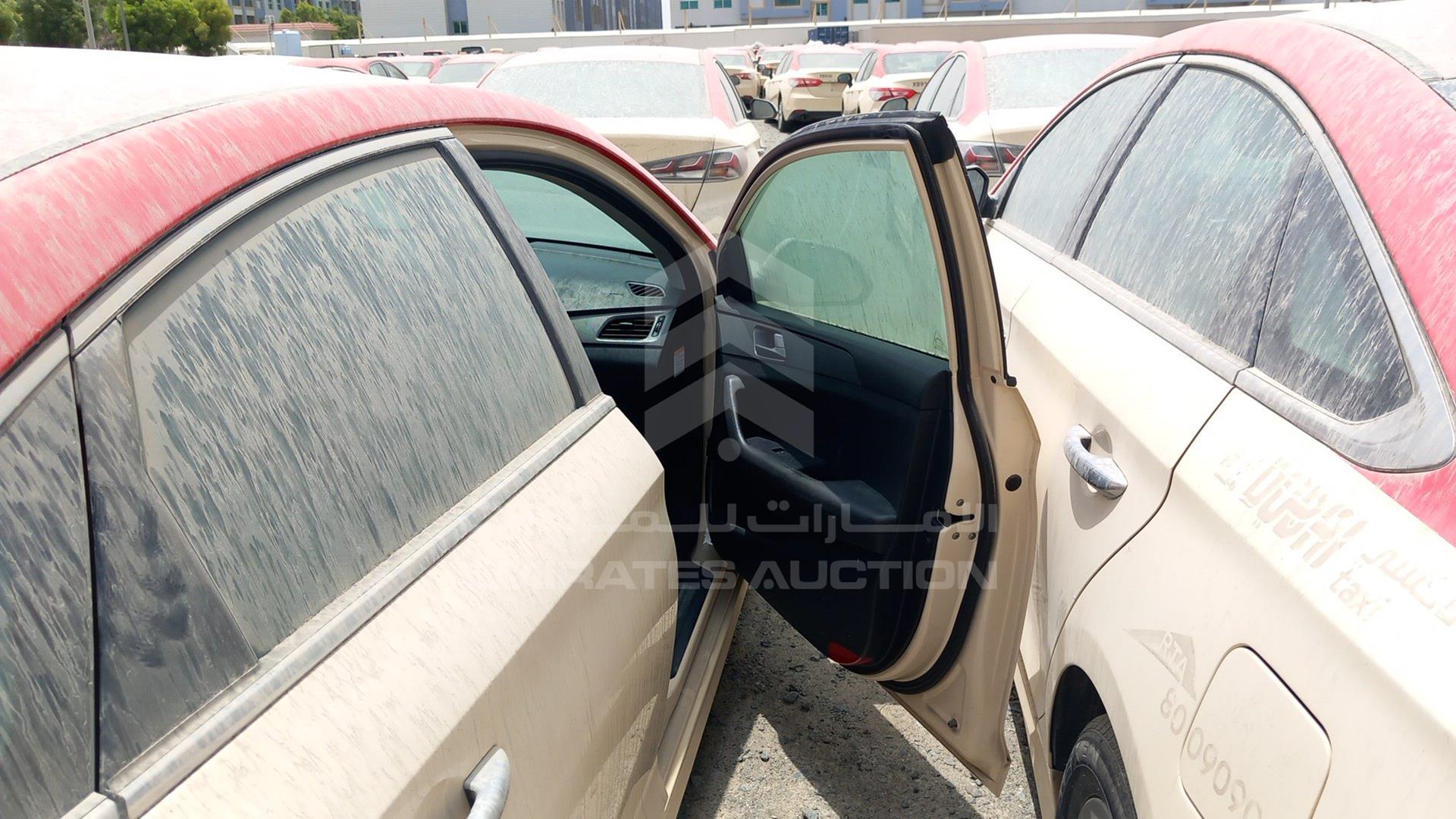 2019 HYUNDAI SONATA VIN: KMHE24132KA092933