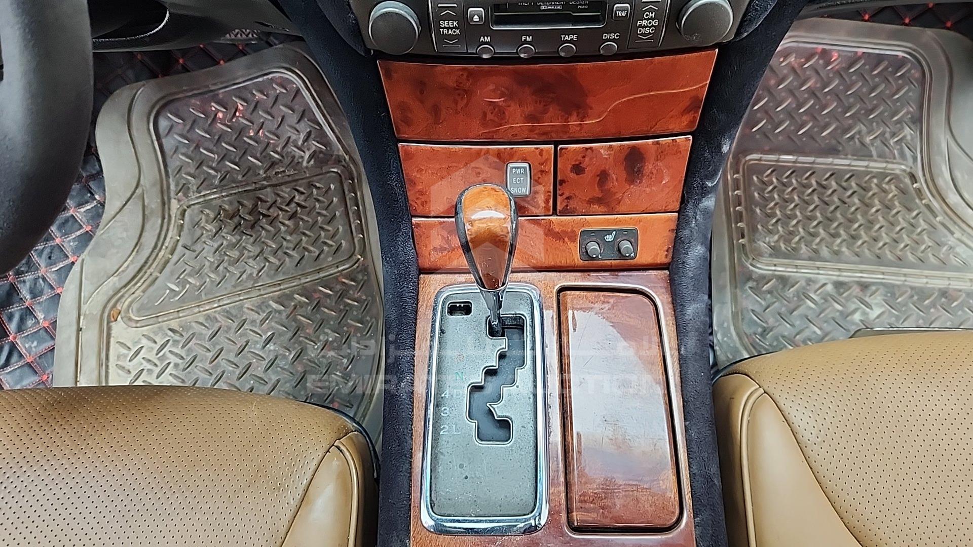 2001 LEXUS LS 430 VIN: JTHBN30F910017640
