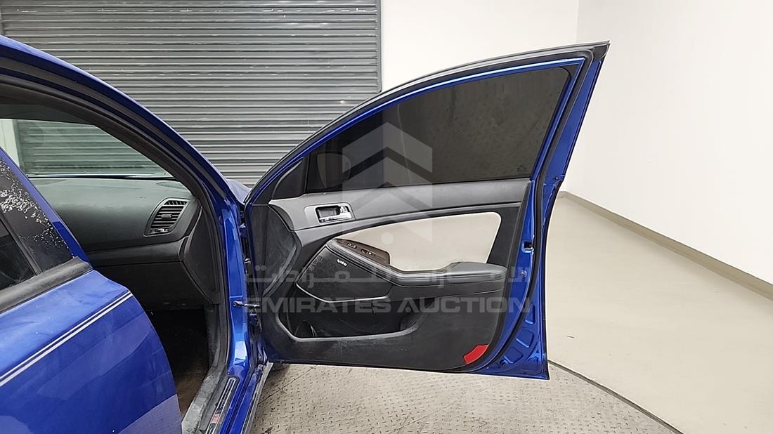 2013 Kia Optima — Front Right Door — Photo 29