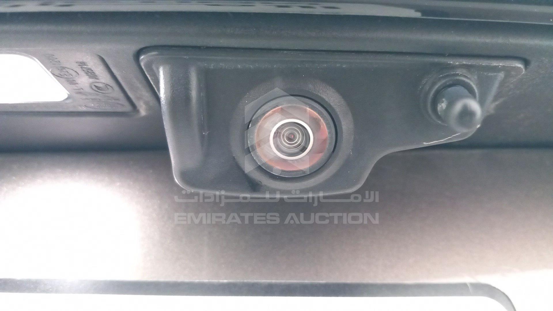 2019 RANGE ROVER VELAR VIN: SALYA2BX7KA223325