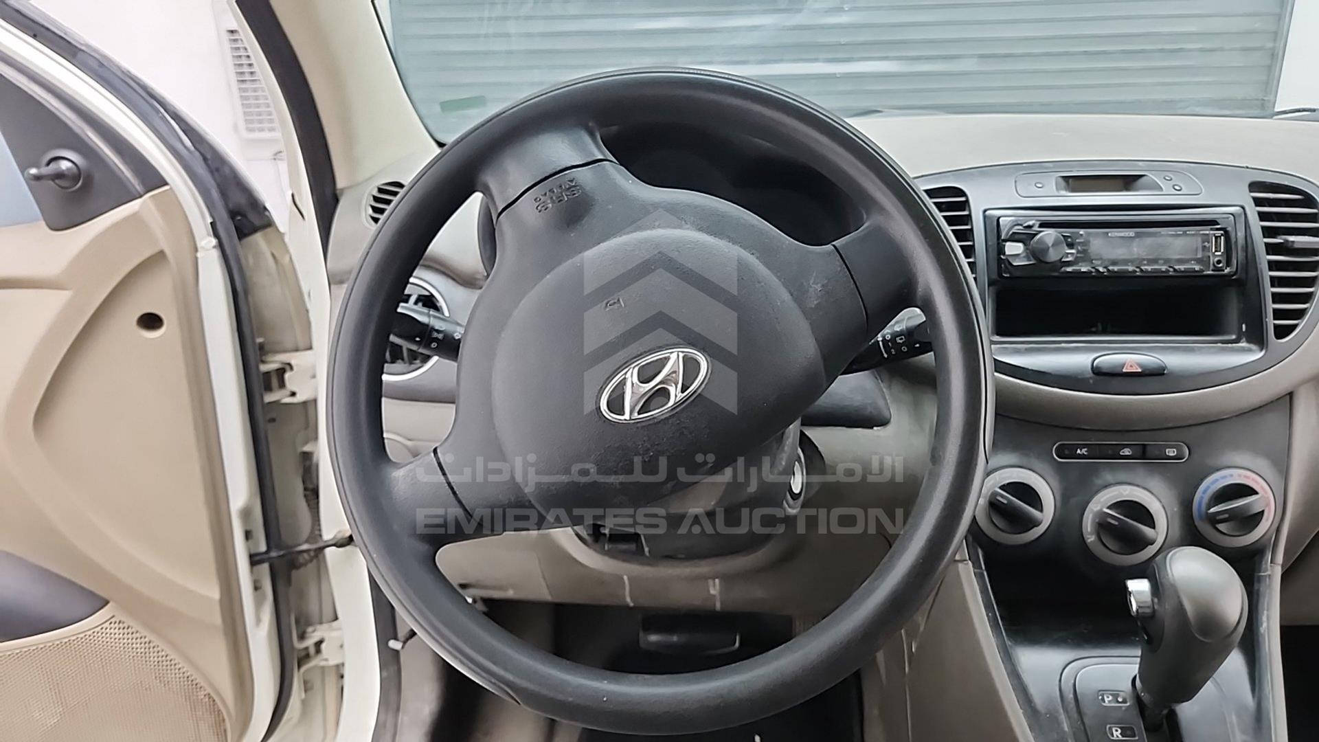 2015 HYUNDAI I10 VIN: MALAM51C9FM570463
