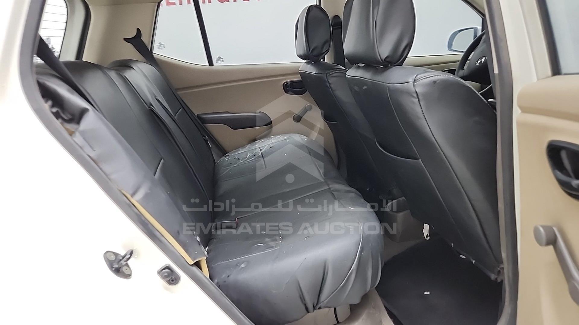 2015 HYUNDAI I10 VIN: MALAM51C9FM570463