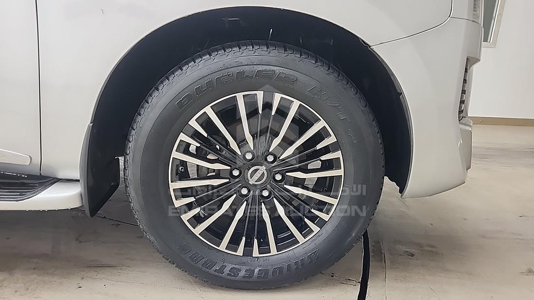 2020 Nissan Armada — Front Right Tyre — Photo 35