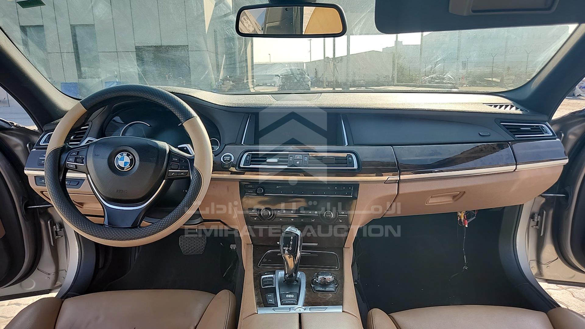 2013 BMW 750 VIN: WBAYE8101DD145934