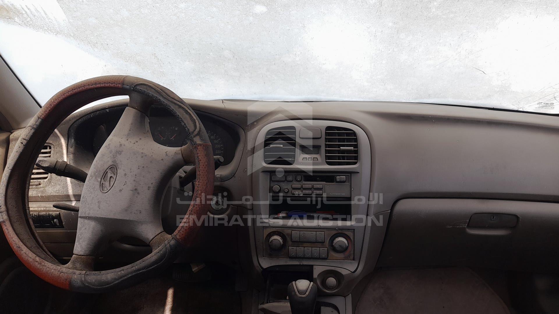 2003 HYUNDAI SONATA VIN: KMHEM41B23A842169