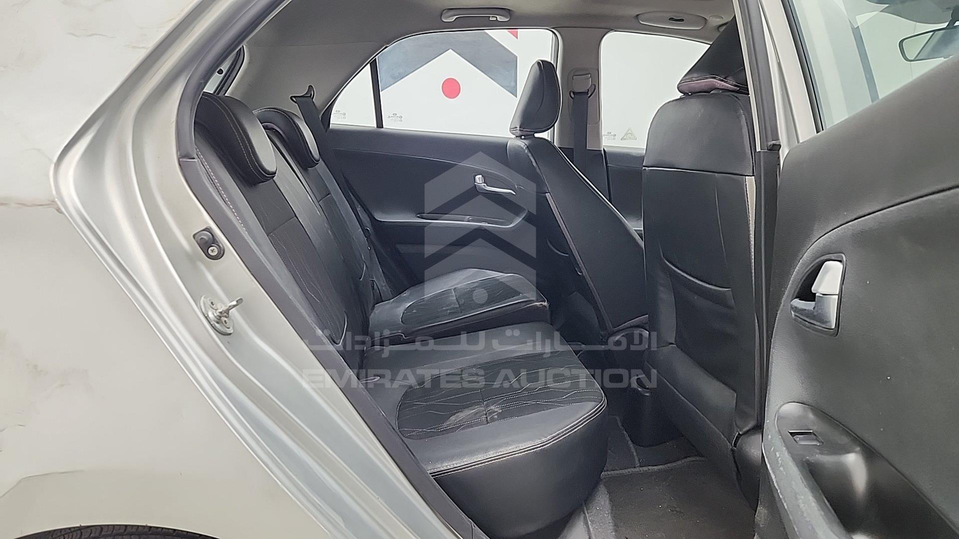 2012 KIA PICANTO VIN: KNABX5121CT184415