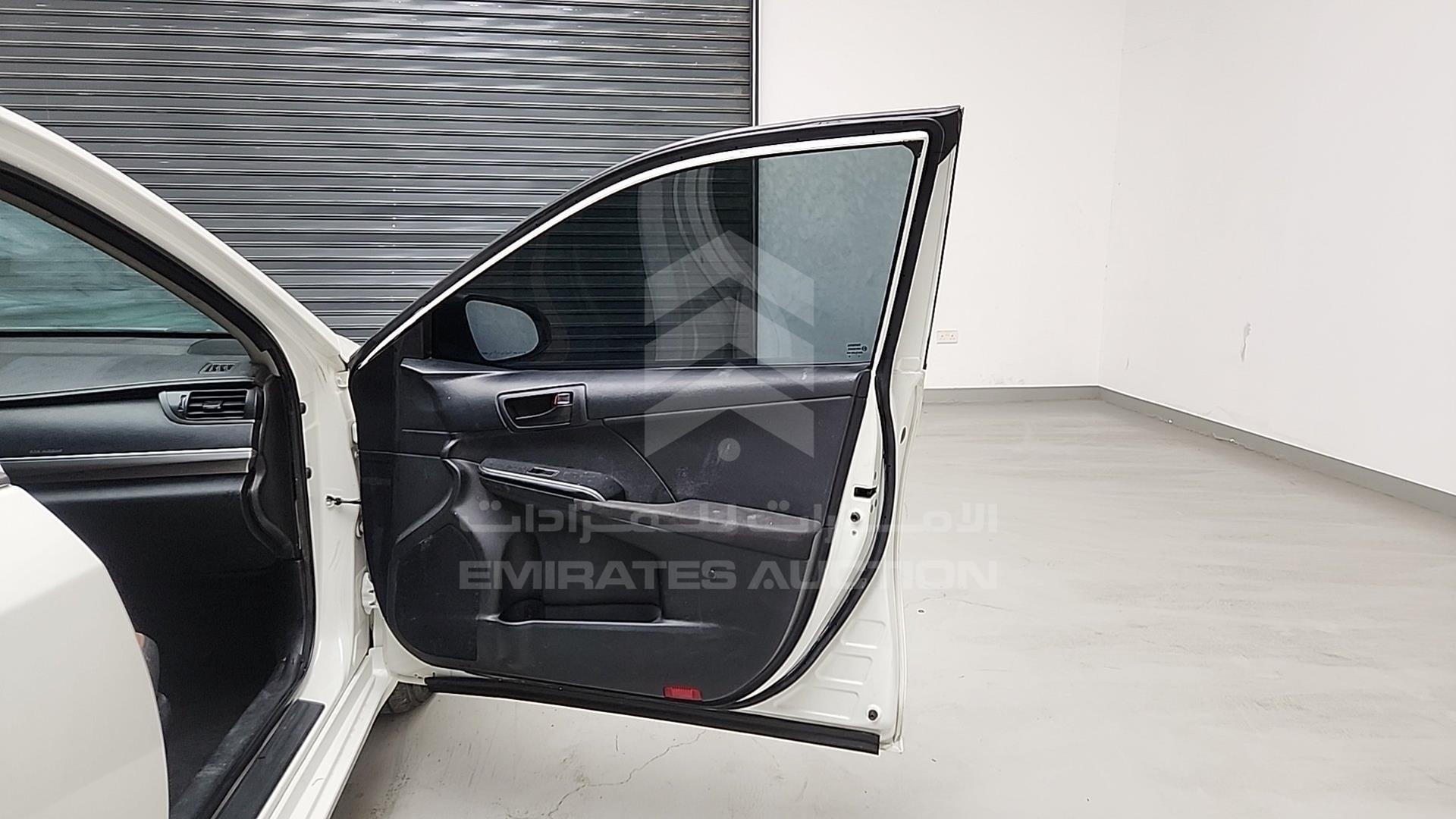 2015 TOYOTA CAMRY VIN: 6T1BF9FK2FX568934