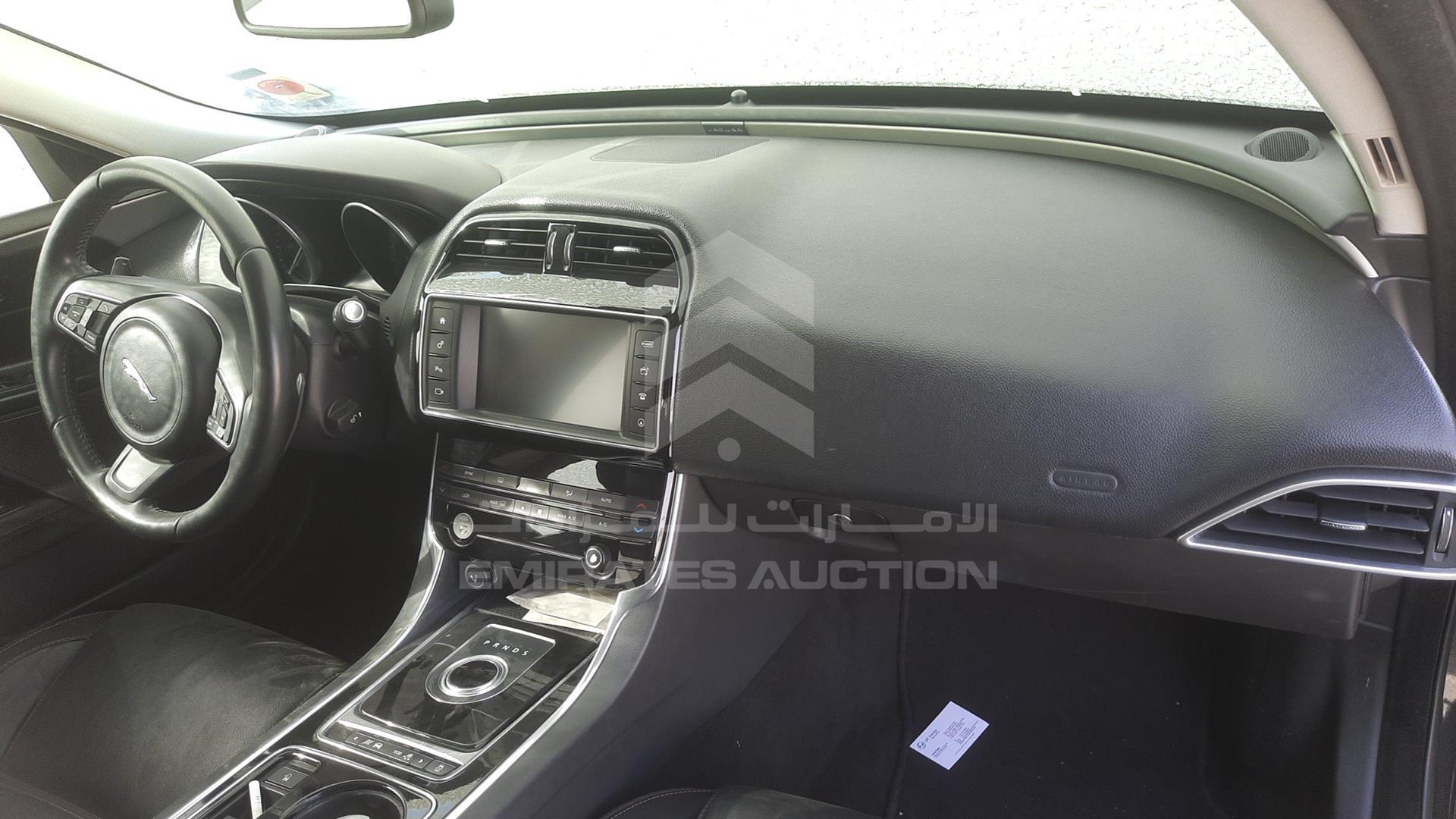 2016 JAGUAR XE VIN: SAJAB4BG1GA934092
