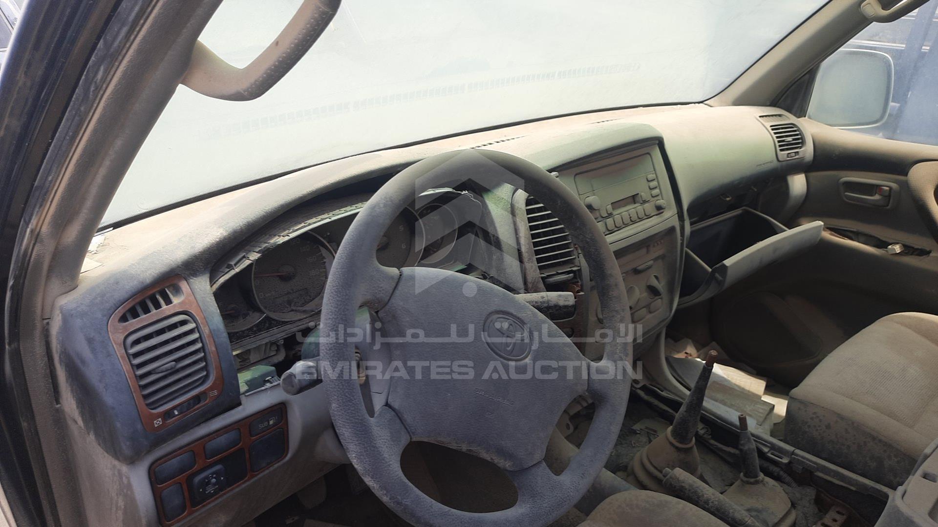 2004 TOYOTA LAND CRUISER VIN: JTECB09J443013434