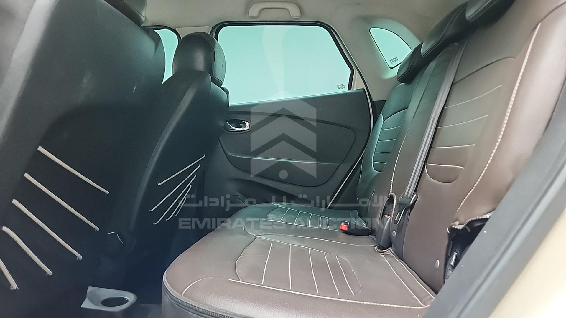 2017 RENAULT CAPTUR VIN: VF12RRJR2HW536603
