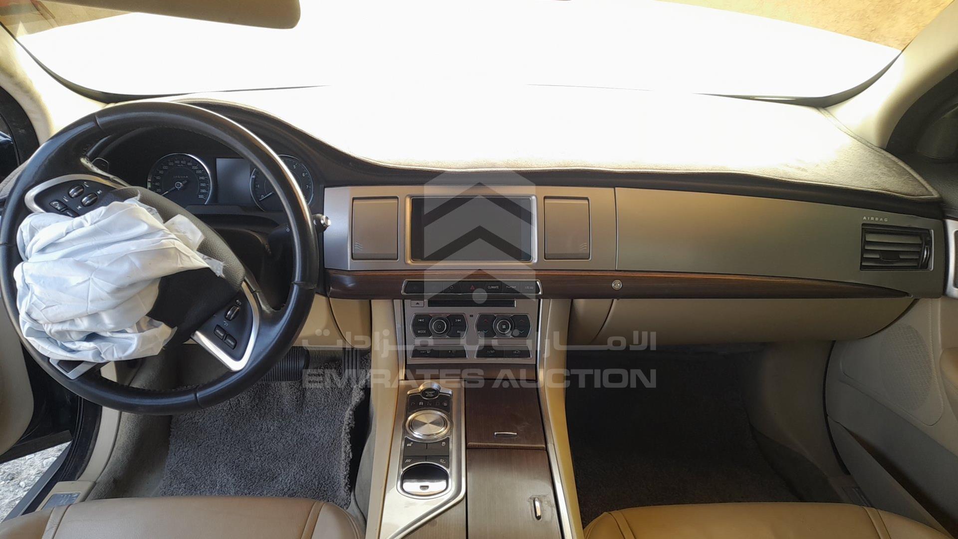 2012 JAGUAR XF VIN: SAJAA05F1CLS40239