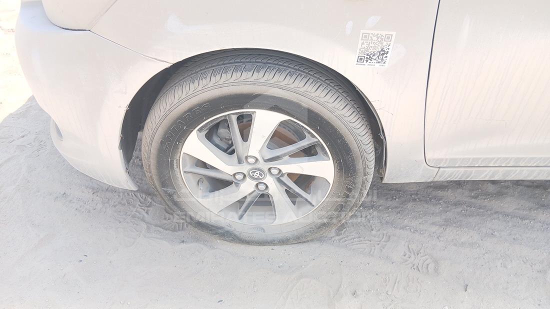 تويوتا ياريس 2008 — الإطار الأمامي الأيسر — صورة 32