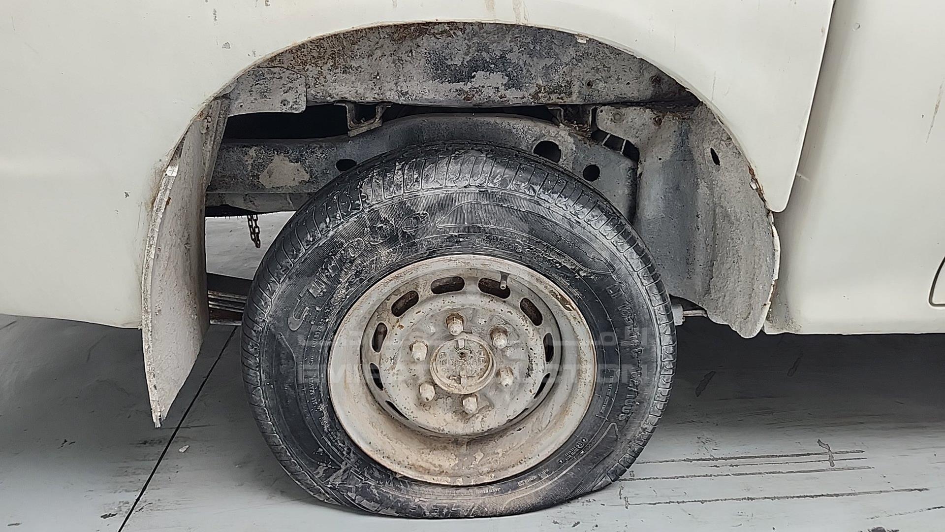 1998 MITSUBISHI L 200 VIN: MMBJNK640WD062214