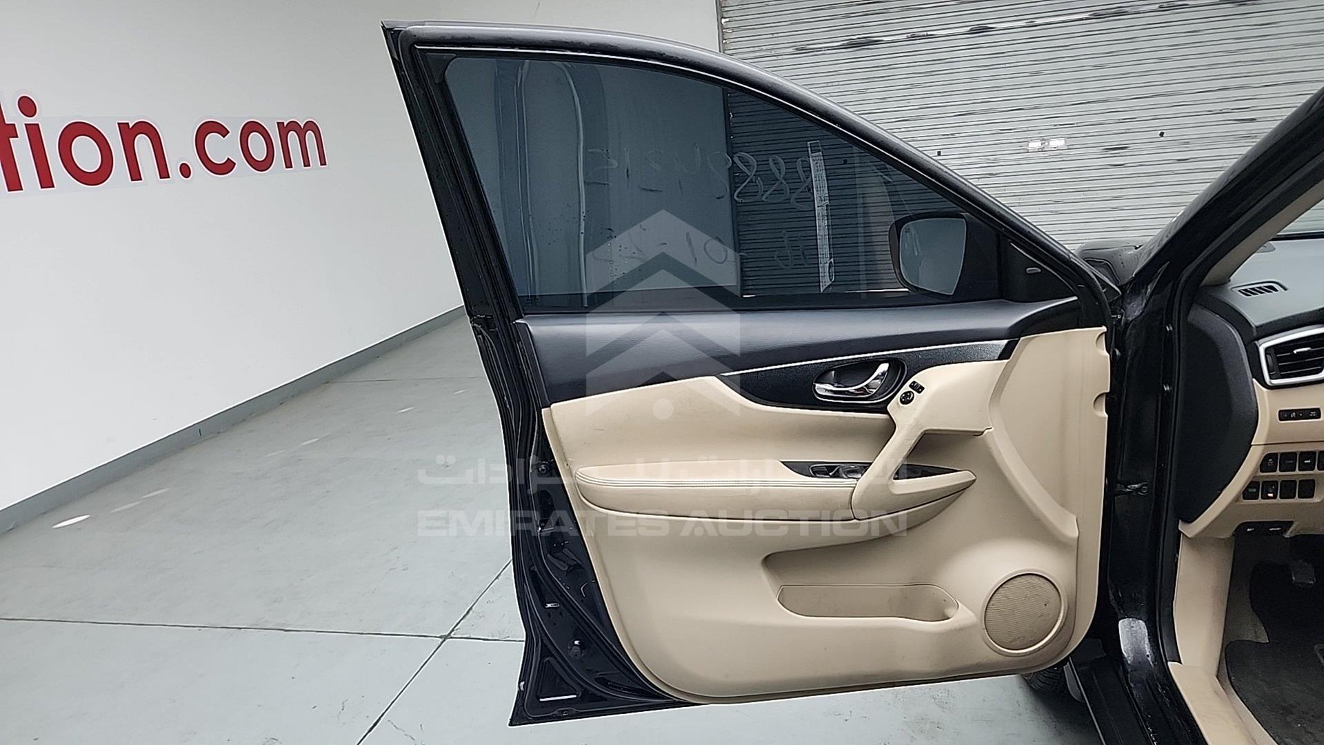 2015 NISSAN ROUGE VIN: 5N1AT2MT5FC845957