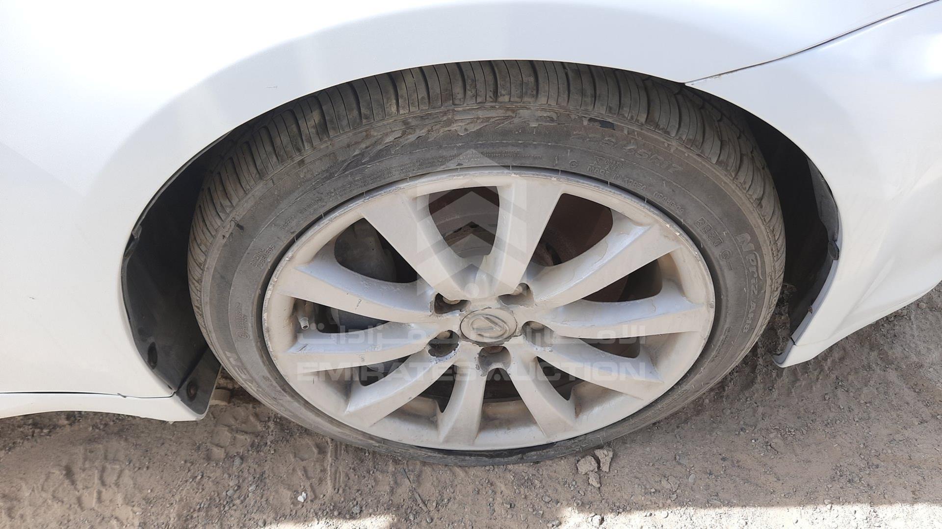 2008 LEXUS IS300 VIN: JTHBG262X82009697