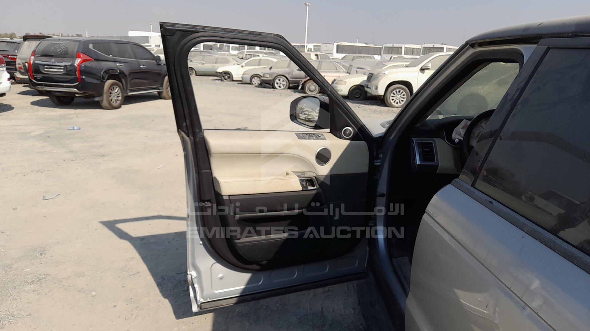 2014 RANGE ROVER SPORT VIN: SALWA2VF7EA302699