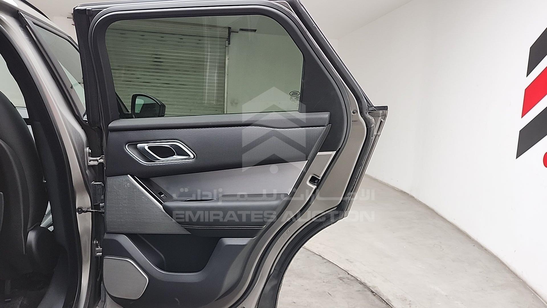 2019 RANGE ROVER VELAR VIN: SALYL2EX8KA234517