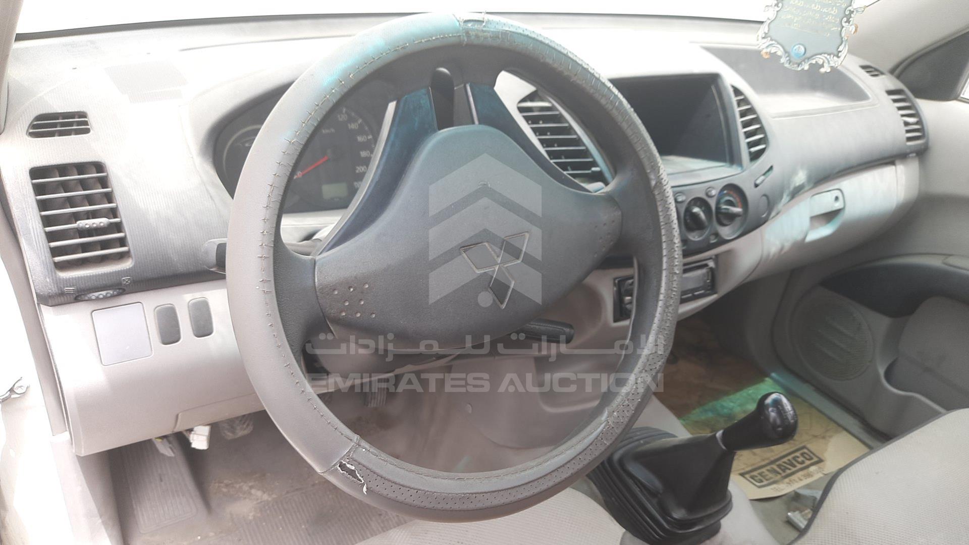 2013 MITSUBISHI L 200 VIN: MMBJNKA50DD016652