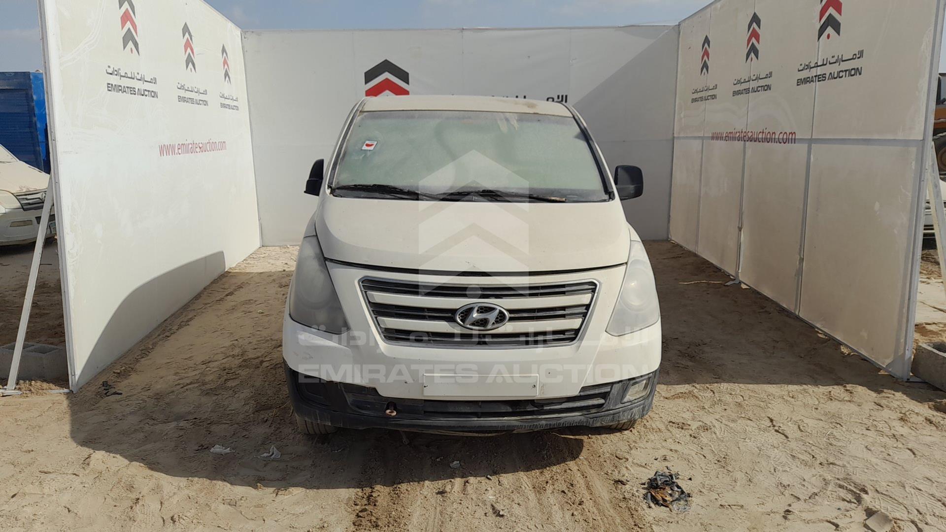 2016 HYUNDAI H1 VIN: KMJWA37R7GU774742