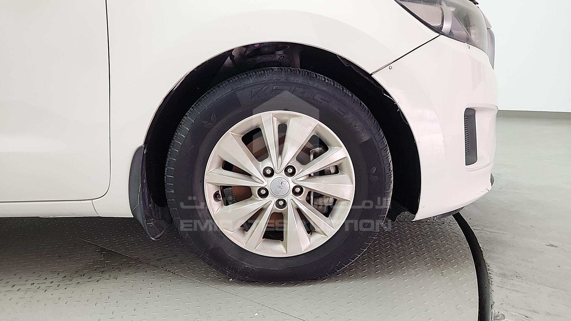 2018 KIA CARNIVAL VIN: KNAMB8120J6412148