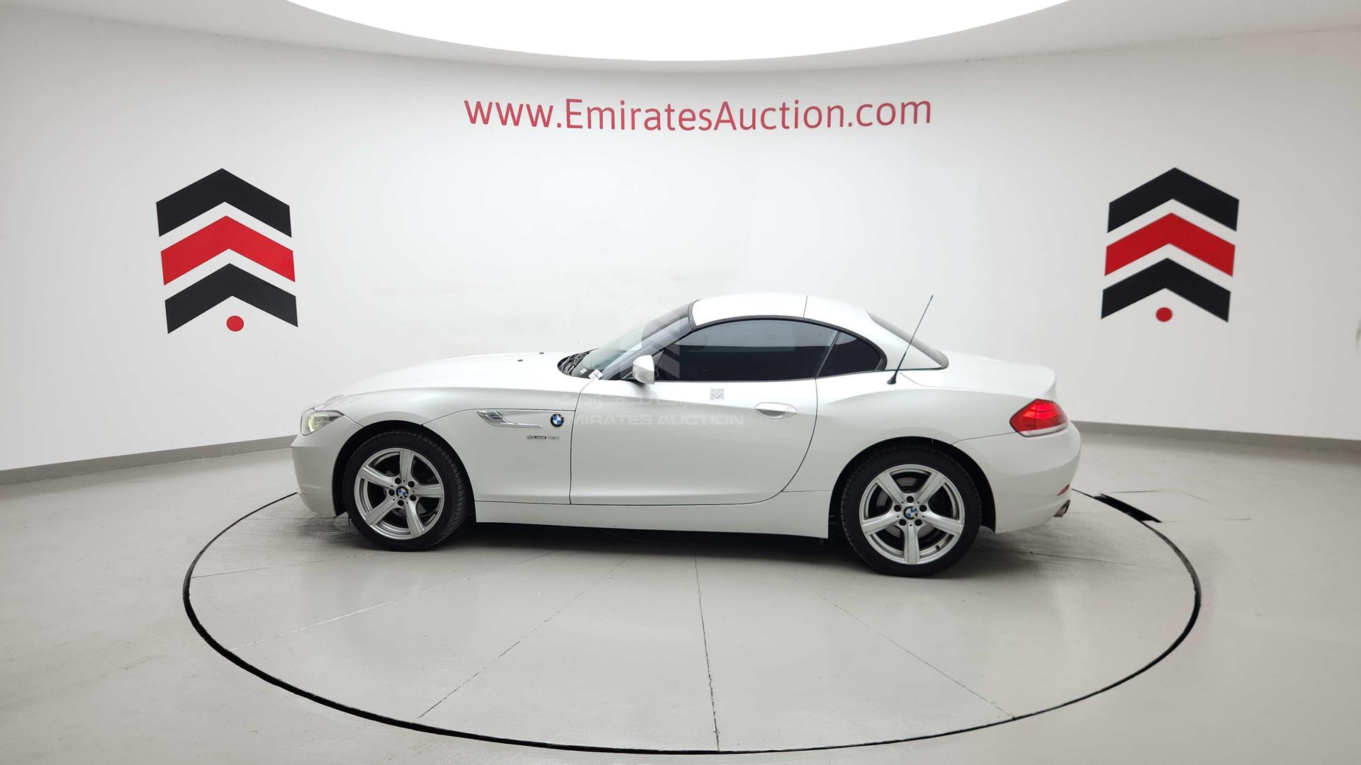 2015 BMW Z4 VIN: WBALL1107FJ664711