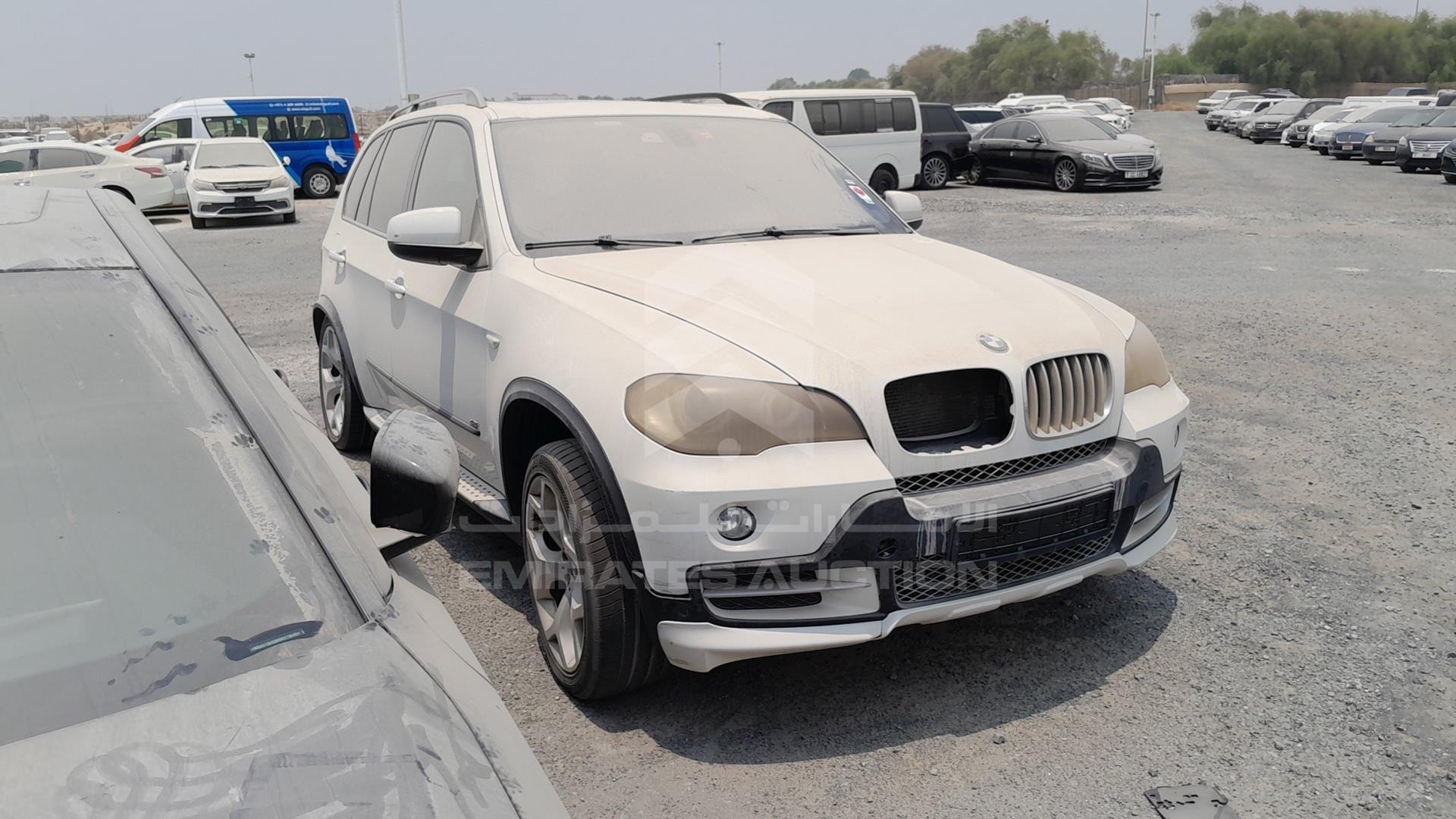 2008 BMW X5 VIN: WBAFE81018L092493