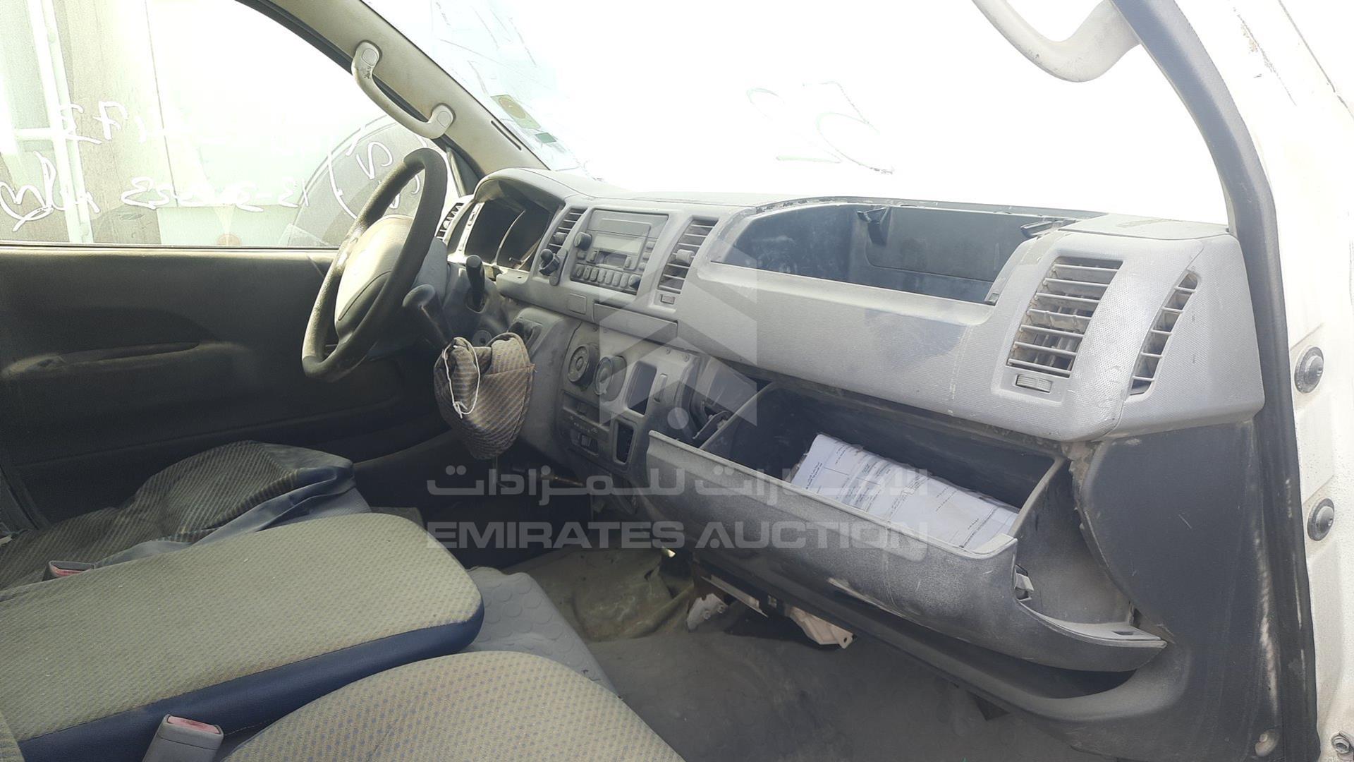 2009 TOYOTA HIACE VIN: JTFHX02P890040579