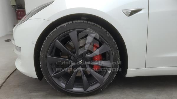 Tesla MODEL 3 2020 5YJ3E7EC6LF652864 Image 60