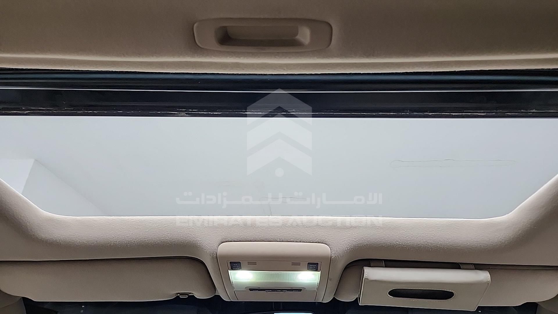 2011 TOYOTA LAND CRUISER VIN: JTMHT05J0B4039615