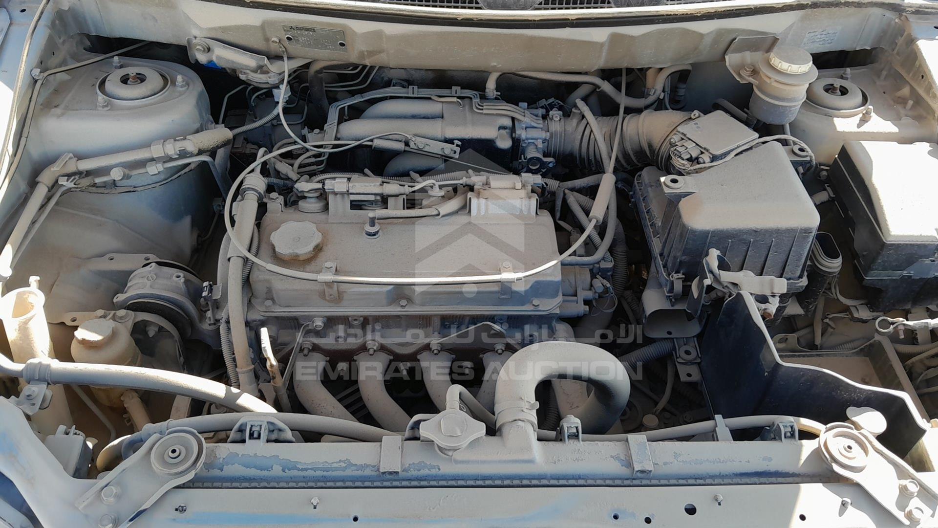 2004 MITSUBISHI SPACE WAGON VIN: JMYLRN84W4Z705197