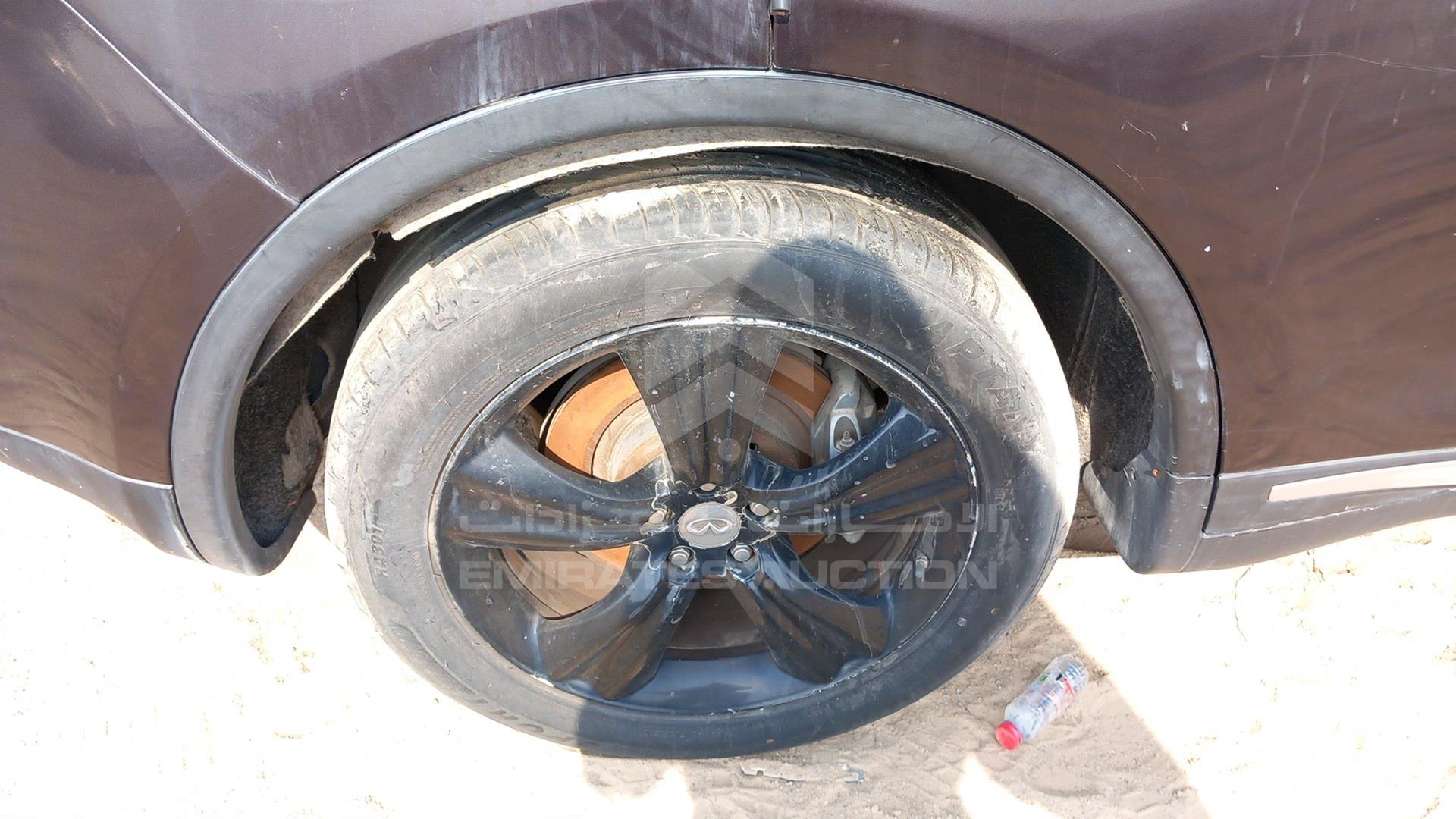 2009 INFINITI FX 35 VIN: JNRAS15Y69M500348