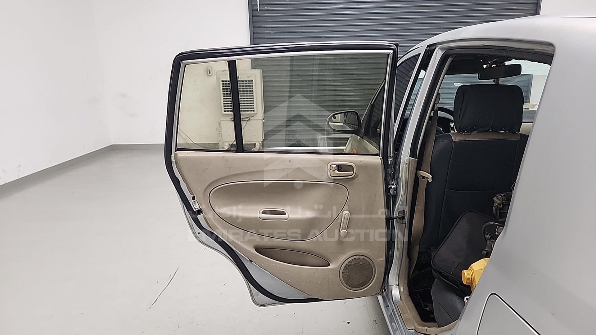 2006 DAIHATSU CHARADE VIN: JD1GL100X61052718
