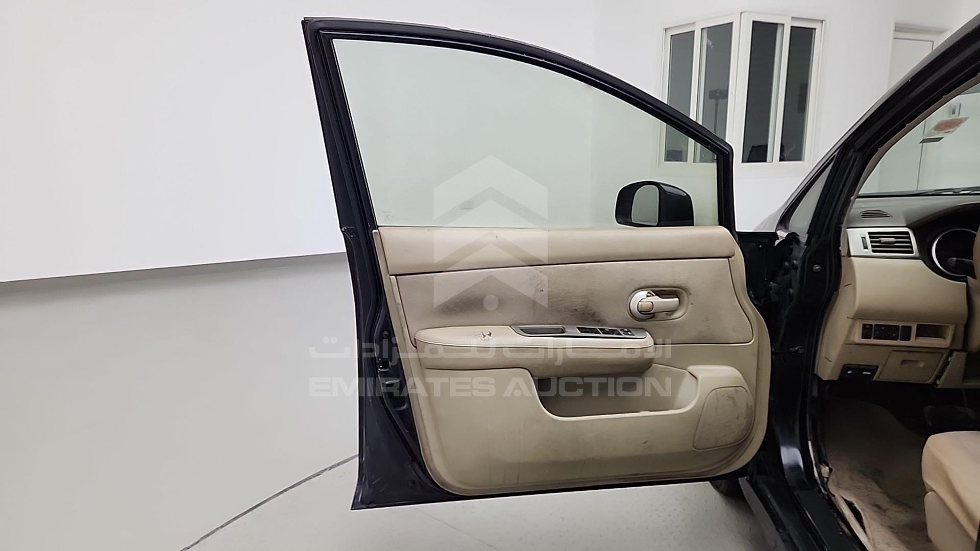 2007 NISSAN TIIDA VIN: JN1CC11C57T005631