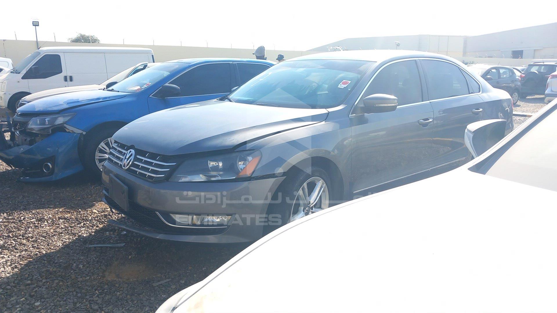 2015 VOLKSWAGEN PASSAT VIN: WVWCR7A37FC001349
