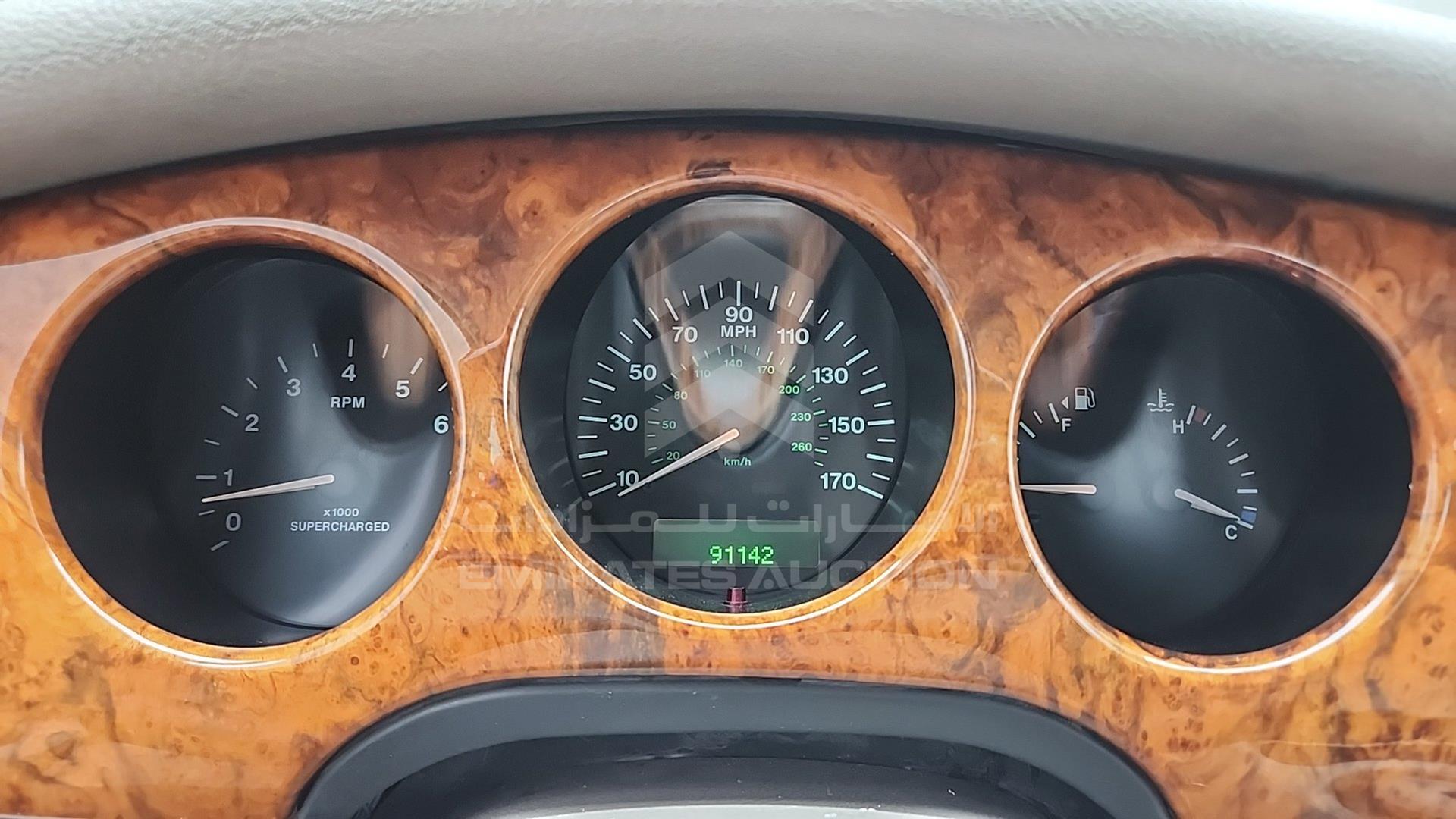 1999 JAGUAR X J 8 VIN: SAJKD684XXC868976