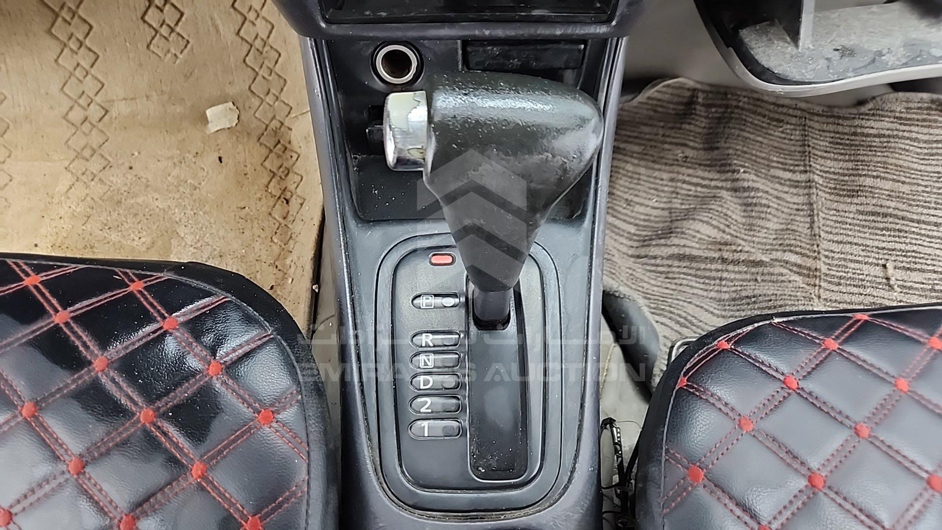 2002 NISSAN SUNNY VIN: JN1FN61S52W006832