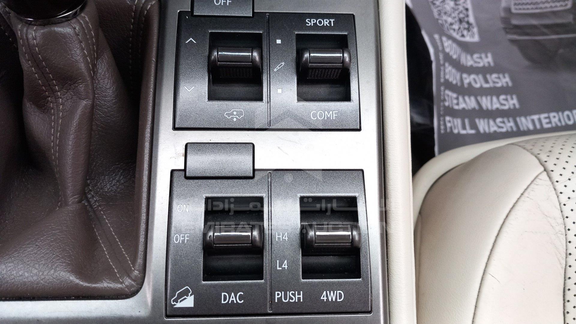 2019 LEXUS GX 460 VIN: JTJJM7FX7K5211527