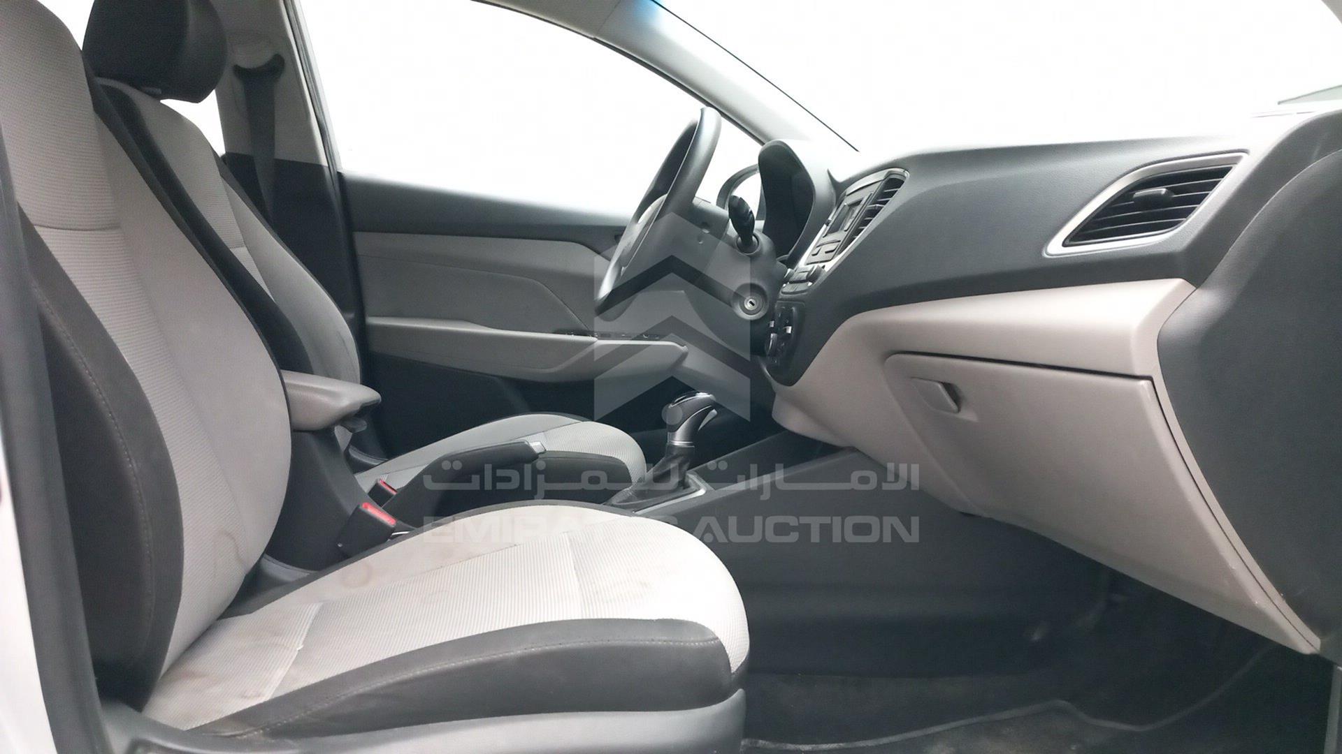 2019 HYUNDAI ACCENT VIN: MALC741C3KM105441
